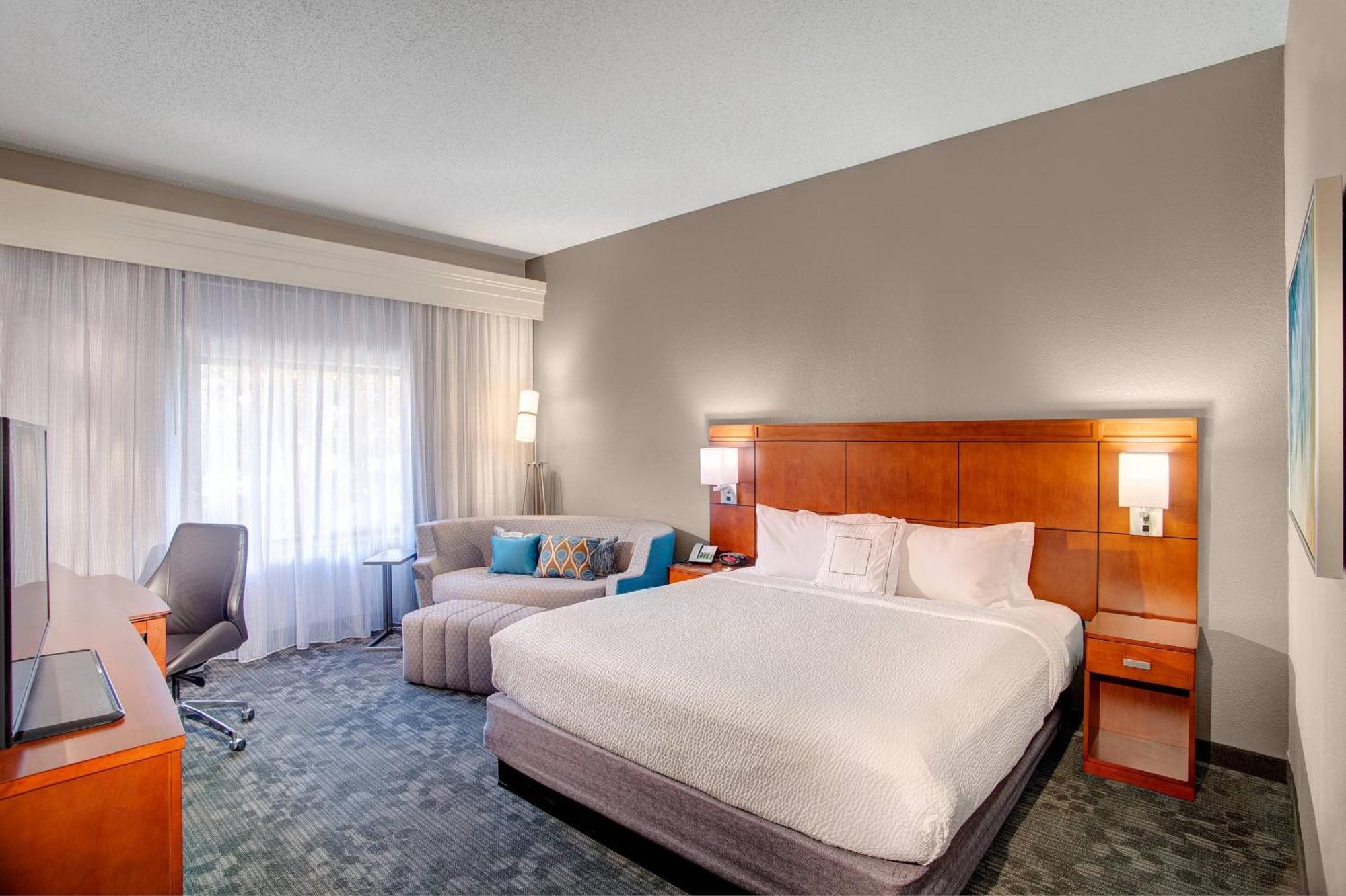 Courtyard By Marriott Columbia Northeast/Fort Jackson Area Exterior foto